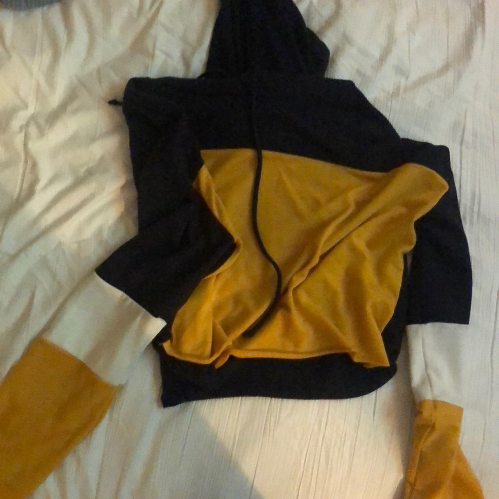 Hooded crop sweater
